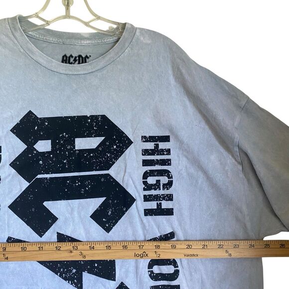 ACDC T Shirt Men XL Gray Black Graphic Print Crewneck Official Licensed - Picture 3 of 5